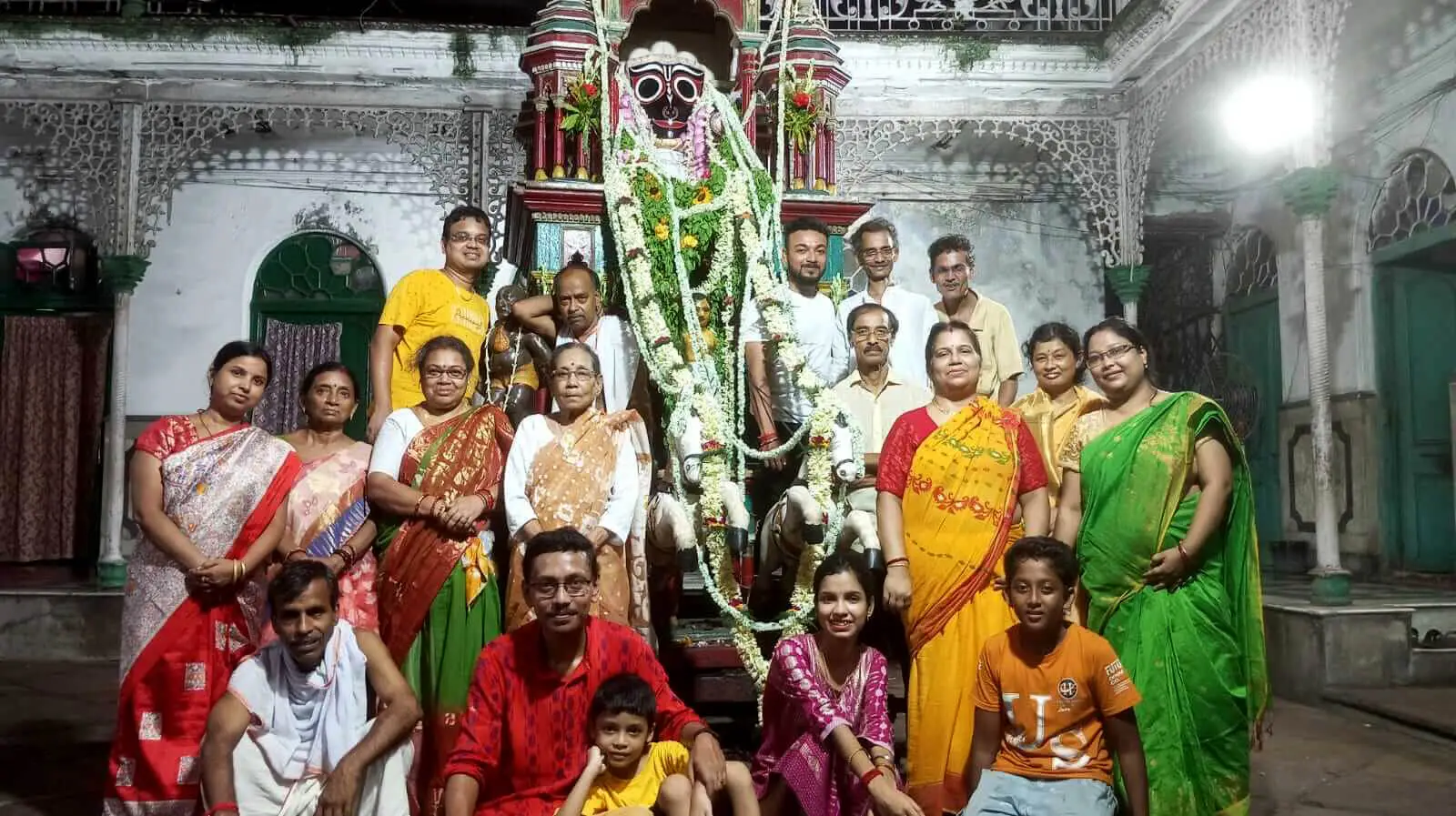 Dey Family of Chunimoni dasi thakurbari